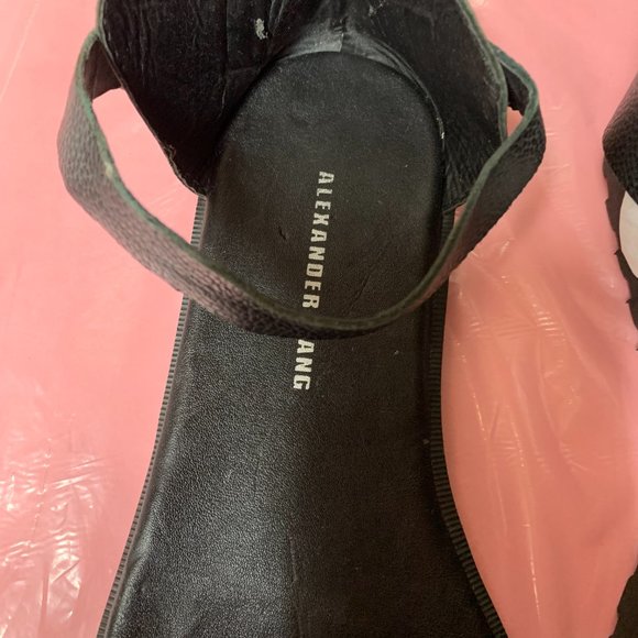 Alexander Wang Toe Ring Flat Black Sandal - Picture 2 of 4